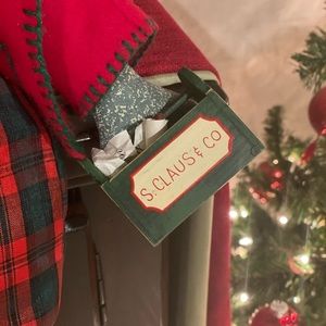 Christmas Frog Decor